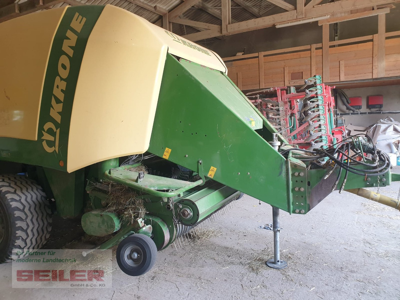 Krone Big Pack 1270 XC - Square baler: picture 2 Krone Big Pack 1270 XC - Square baler: picture 2