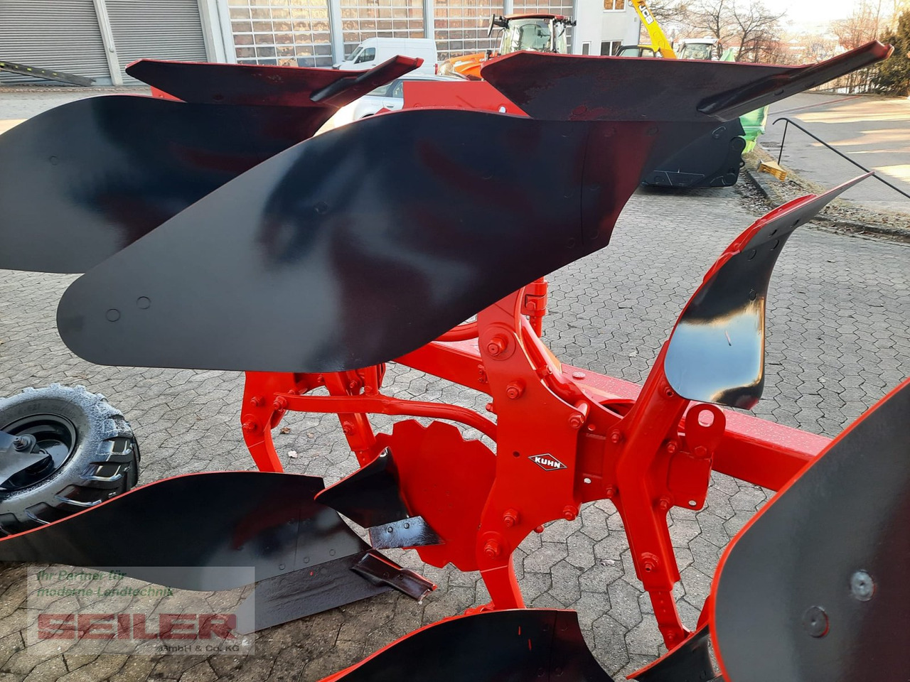 Kuhn Vari-Master 123T LPo 5-Schar - Plough: picture 3 Kuhn Vari-Master 123T LPo 5-Schar - Plough: picture 3