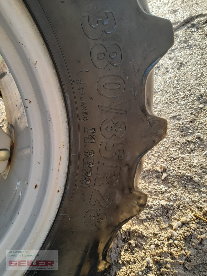 Farm tractor Massey Ferguson 3085 Euro-Line: picture 16