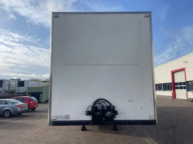 Kögel DISK BRAKE 7CM FRIGO BOX - Closed box semi-trailer: picture 2 Kögel DISK BRAKE 7CM FRIGO BOX - Closed box semi-trailer: picture 2