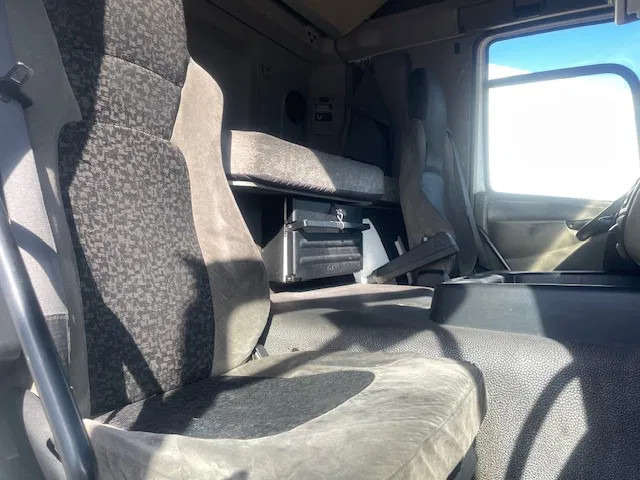 Tractor unit DAF CF 85.410 Automatic 2 Tanks: picture 14 Tractor unit DAF CF 85.410 Automatic 2 Tanks: picture 14