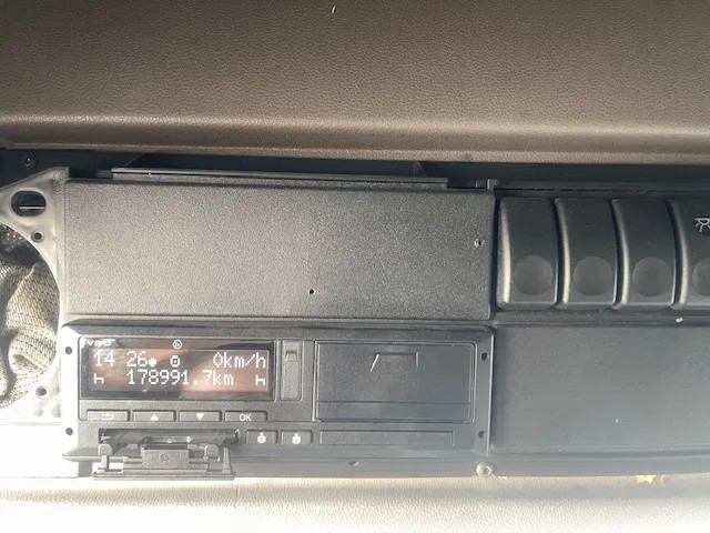 Tractor unit DAF CF 85.410 Automatic 2 Tanks: picture 12 Tractor unit DAF CF 85.410 Automatic 2 Tanks: picture 12