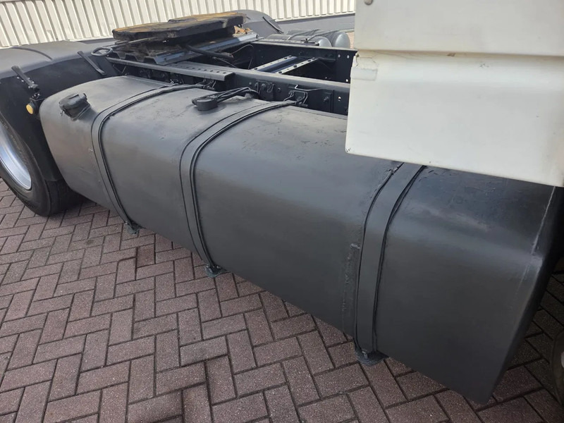 DAF XF 95.430 Manual gear Euro 3 - Tractor unit: picture 3 DAF XF 95.430 Manual gear Euro 3 - Tractor unit: picture 3