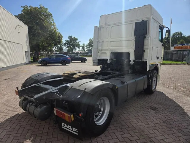 DAF XF 95.430 Manual gear Euro 3 - Tractor unit: picture 4 DAF XF 95.430 Manual gear Euro 3 - Tractor unit: picture 4