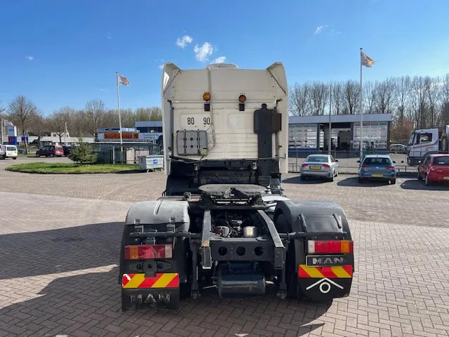 MAN 19.463 6 Cilinder Manual pomp - Tractor unit: picture 4 MAN 19.463 6 Cilinder Manual pomp - Tractor unit: picture 4