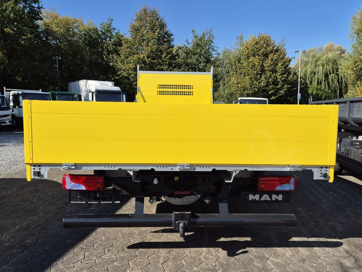 MAN 12.250 BL Gerüstbaupritsche 2x AHK - Dropside/ Flatbed truck: picture 5 MAN 12.250 BL Gerüstbaupritsche 2x AHK - Dropside/ Flatbed truck: picture 5