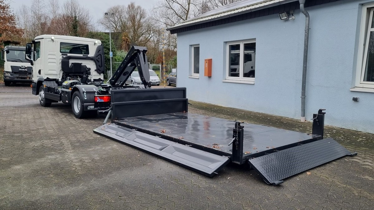 New Hook lift truck MAN TGL 12.220 BL NEU City Abrollkipper 8t TipMatic: picture 6