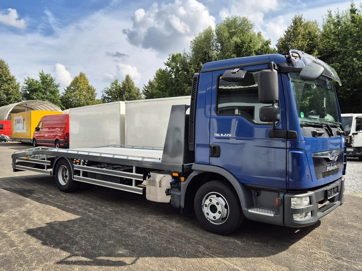 MAN TGL 8.220 BL Autotransporter Euro 6 AHK - Car transporter truck, Commercial vehicle: picture 2 MAN TGL 8.220 BL Autotransporter Euro 6 AHK - Car transporter truck, Commercial vehicle: picture 2