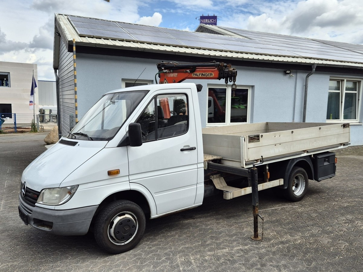 MERCEDES-BENZ Sprinter 413 313 Pritsche Kran Palfinger PC2300 - Open body delivery van: picture 4 MERCEDES-BENZ Sprinter 413 313 Pritsche Kran Palfinger PC2300 - Open body delivery van: picture 4