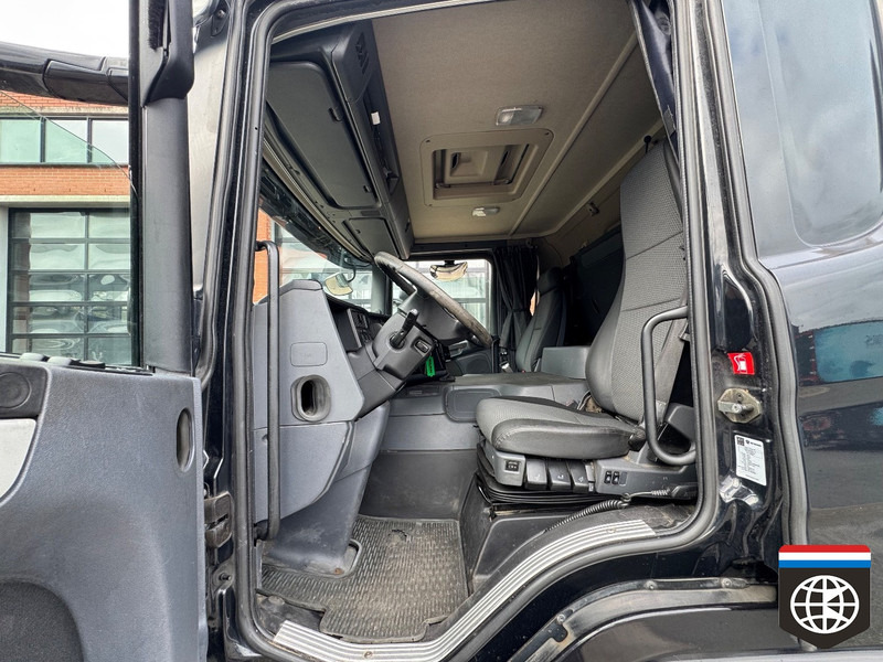 Scania P 360 6X2/4 Thermo King - Taillift - LOW KM !! - Refrigerated truck: picture 5 Scania P 360 6X2/4 Thermo King - Taillift - LOW KM !! - Refrigerated truck: picture 5