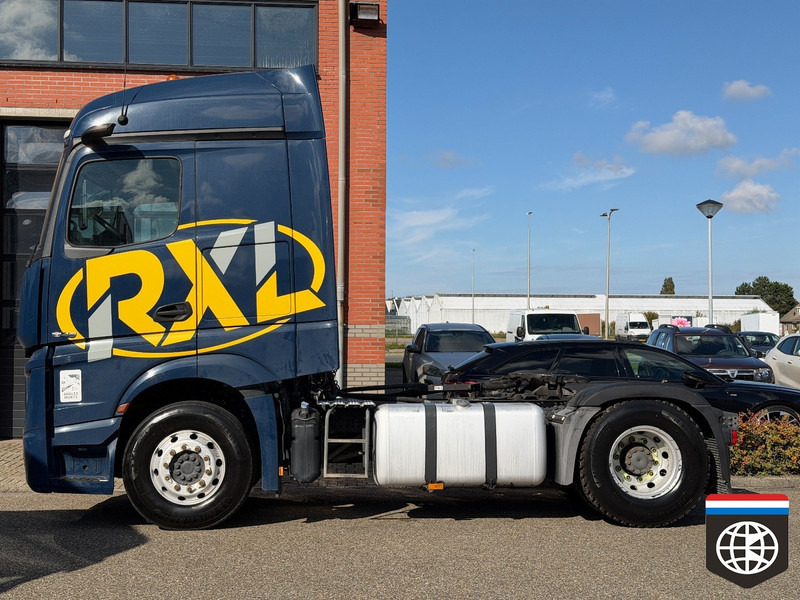 Mercedes-Benz ACTROS 1848 RETARDER / HYDRAULIC / NIGHT A/C / MIRROR CAM / 4 UNITS - Tractor unit: picture 2 Mercedes-Benz ACTROS 1848 RETARDER / HYDRAULIC / NIGHT A/C / MIRROR CAM / 4 UNITS - Tractor unit: picture 2