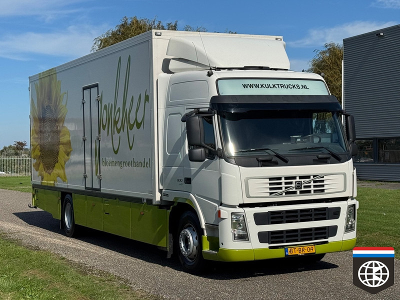Volvo FM 300 - FRIGO BOX TRUCK + Taillift - New tyres - CONCOURSTAAT - Refrigerated truck: picture 1 Volvo FM 300 - FRIGO BOX TRUCK + Taillift - New tyres - CONCOURSTAAT - Refrigerated truck: picture 1