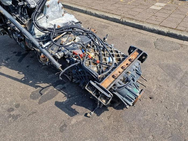 Spare parts MAN D2866LF09: picture 7