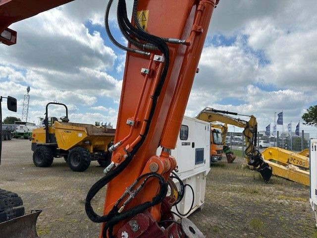 Hitachi ZX 85USB-5A, Hydr. S.W.S., Div. Zubehör,Kurzheck - Crawler excavator: picture 4 Hitachi ZX 85USB-5A, Hydr. S.W.S., Div. Zubehör,Kurzheck - Crawler excavator: picture 4