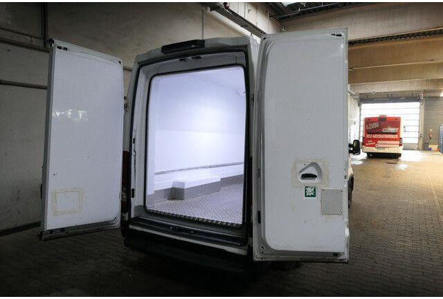 Iveco 35S16 Daily, Kerstner, 3.300mm lang, Klima - Refrigerated delivery van: picture 5 Iveco 35S16 Daily, Kerstner, 3.300mm lang, Klima - Refrigerated delivery van: picture 5