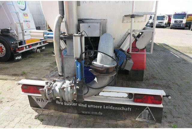 LAG GSA 24, Gülleauflieger, Vogelsang, 32m³, BPW - Tanker semi-trailer: picture 4 LAG GSA 24, Gülleauflieger, Vogelsang, 32m³, BPW - Tanker semi-trailer: picture 4