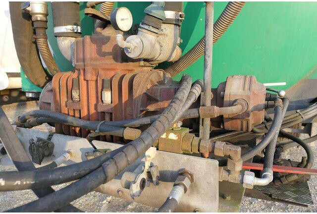 LINDNER & Fischer TSA 27 VA, Gülle, Vakuum,27m³ - Vacuum truck: picture 3 LINDNER & Fischer TSA 27 VA, Gülle, Vakuum,27m³ - Vacuum truck: picture 3