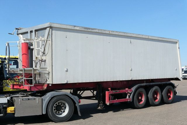 Langendorf SKA 27/27, 40 cbm./Liftachse/BPW - Tipper semi-trailer: picture 1 Langendorf SKA 27/27, 40 cbm./Liftachse/BPW - Tipper semi-trailer: picture 1