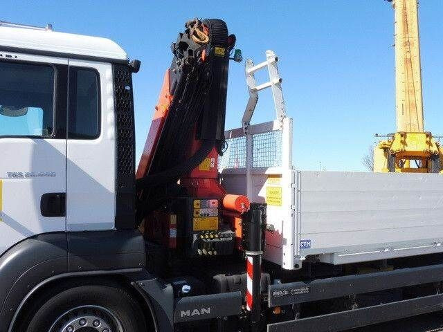 MAN 26.440 TGS LL 6x2, Palfinger PK 22002, Klima,AHK - Dropside/ Flatbed truck: picture 3 MAN 26.440 TGS LL 6x2, Palfinger PK 22002, Klima,AHK - Dropside/ Flatbed truck: picture 3