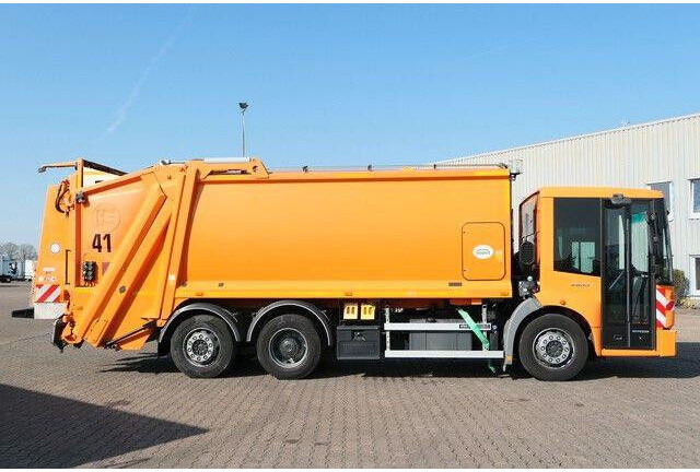 Mercedes-Benz 2633 L ECONIC, HN-Schörling, Zöller, gelenkt, AC - Refuse truck: picture 2 Mercedes-Benz 2633 L ECONIC, HN-Schörling, Zöller, gelenkt, AC - Refuse truck: picture 2