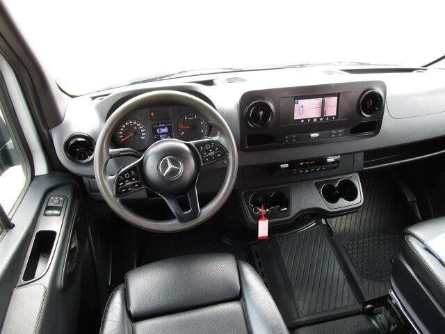 Mercedes-Benz 316 CDI Sprinter, Euro 6, Autom., AHK - Minibus, People carrier: picture 3 Mercedes-Benz 316 CDI Sprinter, Euro 6, Autom., AHK - Minibus, People carrier: picture 3