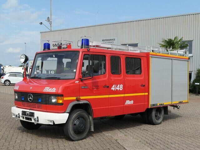 Mercedes-Benz 814 D/Feuerwehr/Metz/Wassertank/Pumpe - Fire engine: picture 4 Mercedes-Benz 814 D/Feuerwehr/Metz/Wassertank/Pumpe - Fire engine: picture 4
