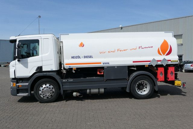 Scania P 400, 2 Kammern, 13m³, Oben- u. Untenbefüllung - Tanker truck: picture 4 Scania P 400, 2 Kammern, 13m³, Oben- u. Untenbefüllung - Tanker truck: picture 4