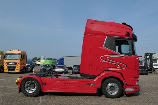 DAF XG+ 530 FT 4x2, Retarder, Navi, Klima,Alu-Felgen - Tractor unit: picture 2 DAF XG+ 530 FT 4x2, Retarder, Navi, Klima,Alu-Felgen - Tractor unit: picture 2
