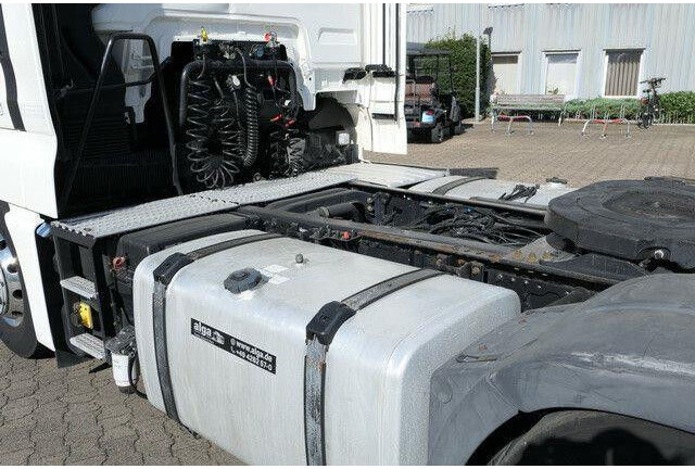 MAN 18.500 TGX 4x2, XXL, Intarder,Standklima,2x Tank - Tractor unit: picture 5 MAN 18.500 TGX 4x2, XXL, Intarder,Standklima,2x Tank - Tractor unit: picture 5
