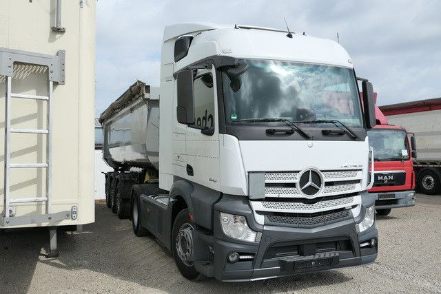 Mercedes-Benz 1843 LS Actros, MP4, Retarder, 2x Tank, Spoiler - Tractor unit: picture 4 Mercedes-Benz 1843 LS Actros, MP4, Retarder, 2x Tank, Spoiler - Tractor unit: picture 4