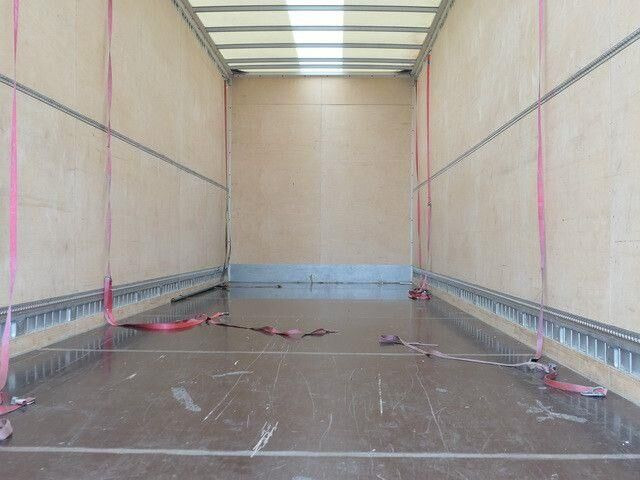 Weka Wechselkoffer, BDF,7.600mm lang,Zurrleisten - Closed box trailer: picture 5 Weka Wechselkoffer, BDF,7.600mm lang,Zurrleisten - Closed box trailer: picture 5