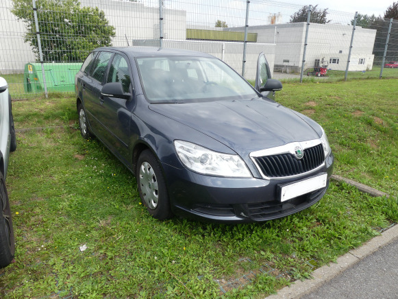 Break Skoda Octavia Combi (2011-97.803 km) - Car: picture 1 Break Skoda Octavia Combi (2011-97.803 km) - Car: picture 1