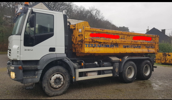 Camion porte container + container 11 m³ Iveco Trakker 380 - Hook lift truck: picture 2 Camion porte container + container 11 m³ Iveco Trakker 380 - Hook lift truck: picture 2