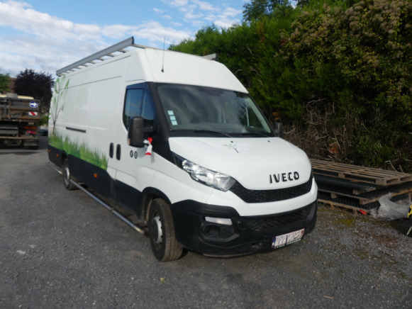 Camionnette Iveco Daily (2016-134.234 km) - Panel van: picture 2 Camionnette Iveco Daily (2016-134.234 km) - Panel van: picture 2