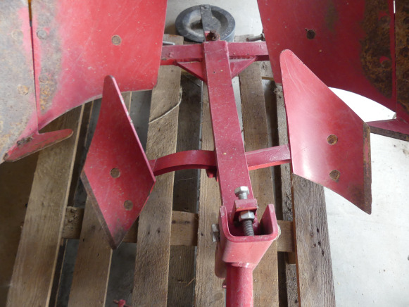 Charrue - Plough: picture 4 Charrue - Plough: picture 4