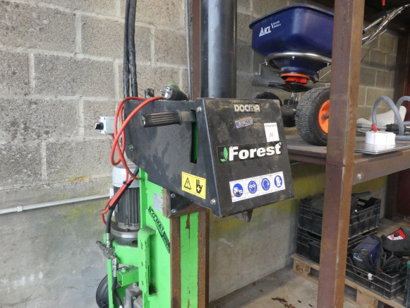 Fendeuse Docma SF170 Rapid 220 + PTO - Log splitter: picture 3 Fendeuse Docma SF170 Rapid 220 + PTO - Log splitter: picture 3