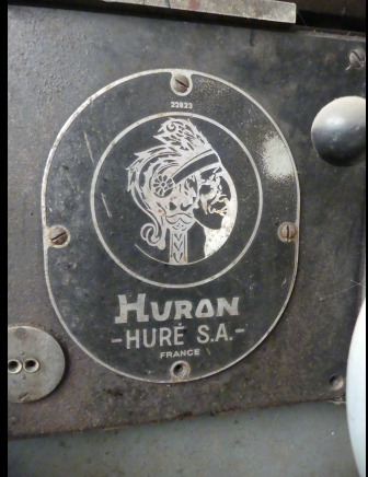 Fraiseuse universelle CNC 3 axes Huron RU 881 - Milling machine: picture 5 Fraiseuse universelle CNC 3 axes Huron RU 881 - Milling machine: picture 5