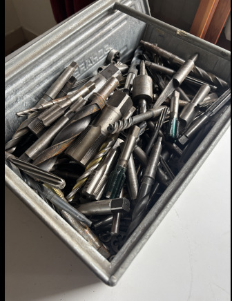 Lot industriel : fraisage, taraudage, perçage – ±100 pièces - Milling machine: picture 4 Lot industriel : fraisage, taraudage, perçage – ±100 pièces - Milling machine: picture 4