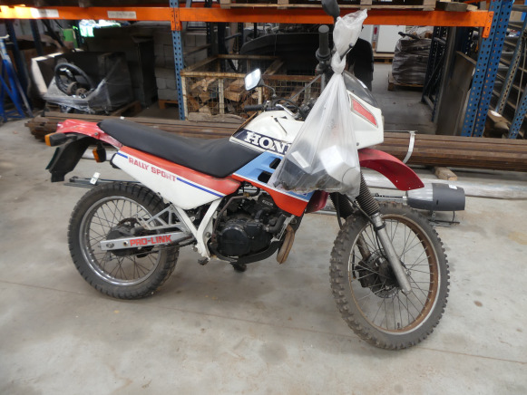 Moto Honda MTX125 R2 (1991-24.512 km) - Motorcycle: picture 2 Moto Honda MTX125 R2 (1991-24.512 km) - Motorcycle: picture 2