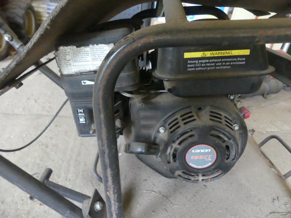 Plaque vibrante thermique Lumas VP100 - Plate compactor: picture 4 Plaque vibrante thermique Lumas VP100 - Plate compactor: picture 4