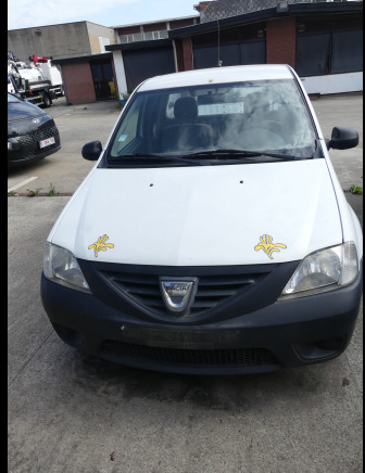 REF:12391 - Camionnette pickup Dacia Logan 1.5 DCI (2011-175.387 km) - Pickup truck: picture 2 REF:12391 - Camionnette pickup Dacia Logan 1.5 DCI (2011-175.387 km) - Pickup truck: picture 2