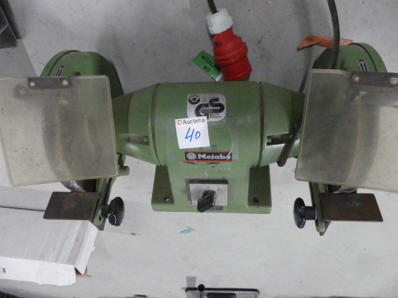 Touret à meuler double tété Métabo DS 7226D, Table de travail pliante Black&Decker (9714-040) - Metalworking machinery: picture 2 Touret à meuler double tété Métabo DS 7226D, Table de travail pliante Black&Decker (9714-040) - Metalworking machinery: picture 2