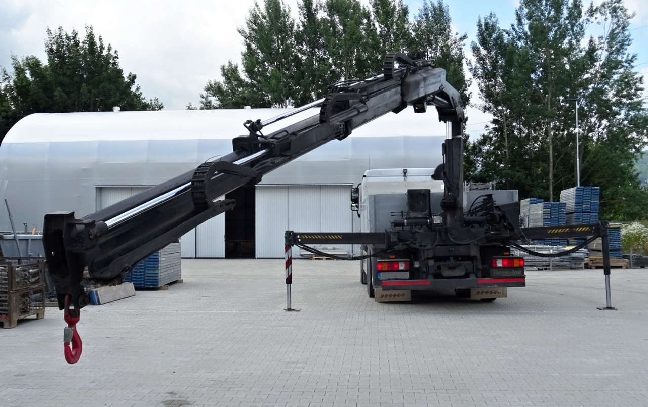 HIAB XS 122 B-3 HiDuo remote control, extra functions HIAB crane, Kran - Truck mounted crane: picture 3 HIAB XS 122 B-3 HiDuo remote control, extra functions HIAB crane, Kran - Truck mounted crane: picture 3