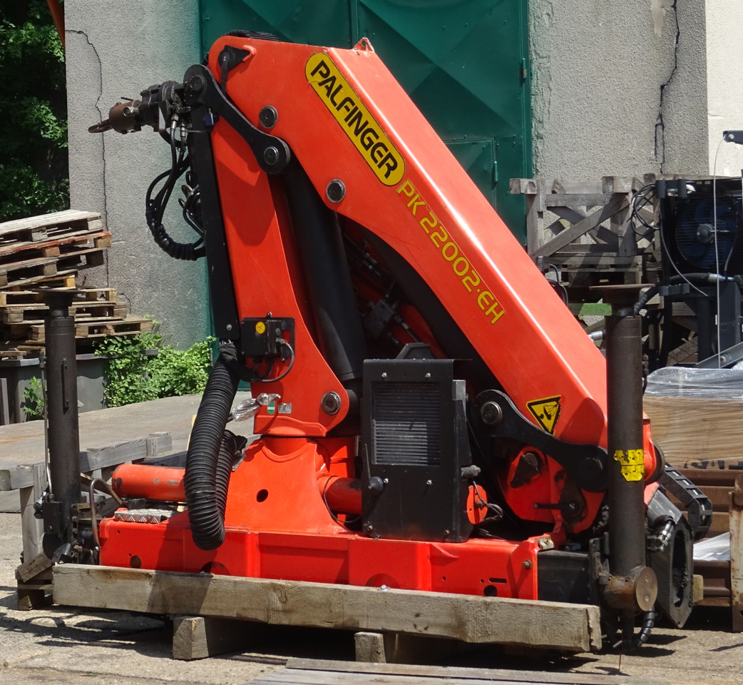 PALFINGER PK 22002-EH D crane - remote control, extra functions, Ladekran, Kran, - Truck mounted crane: picture 3 PALFINGER PK 22002-EH D crane - remote control, extra functions, Ladekran, Kran, - Truck mounted crane: picture 3