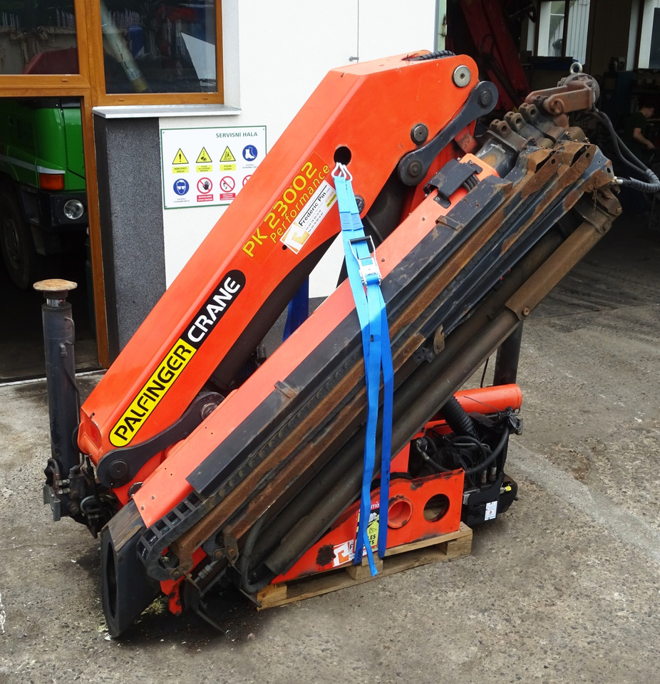 PALFINGER PK 23002 D crane, remote control, extra functions, Ladekran, Kran, gru - Truck mounted crane: picture 1 PALFINGER PK 23002 D crane, remote control, extra functions, Ladekran, Kran, gru - Truck mounted crane: picture 1