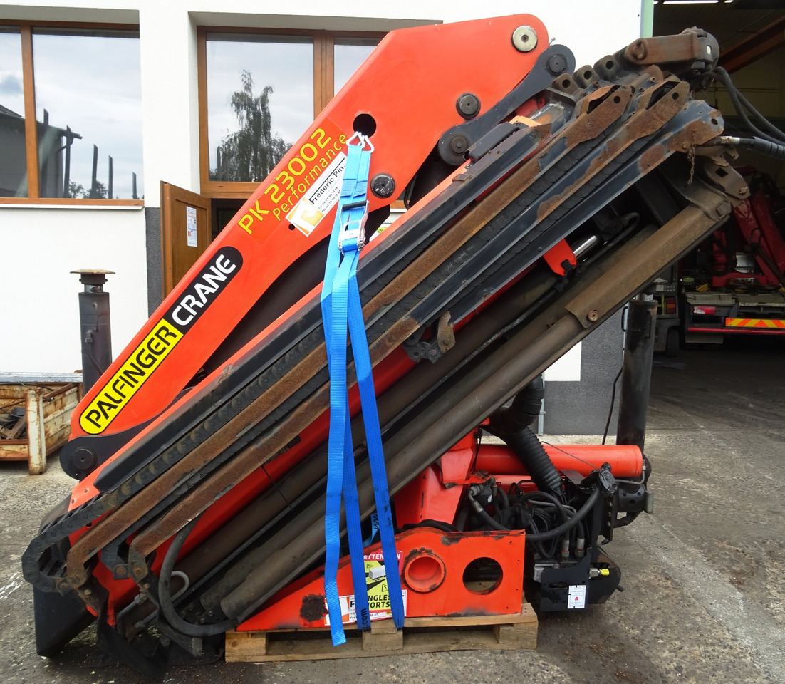 PALFINGER PK 23002 D crane, remote control, extra functions, Ladekran, Kran, gru - Truck mounted crane: picture 4 PALFINGER PK 23002 D crane, remote control, extra functions, Ladekran, Kran, gru - Truck mounted crane: picture 4