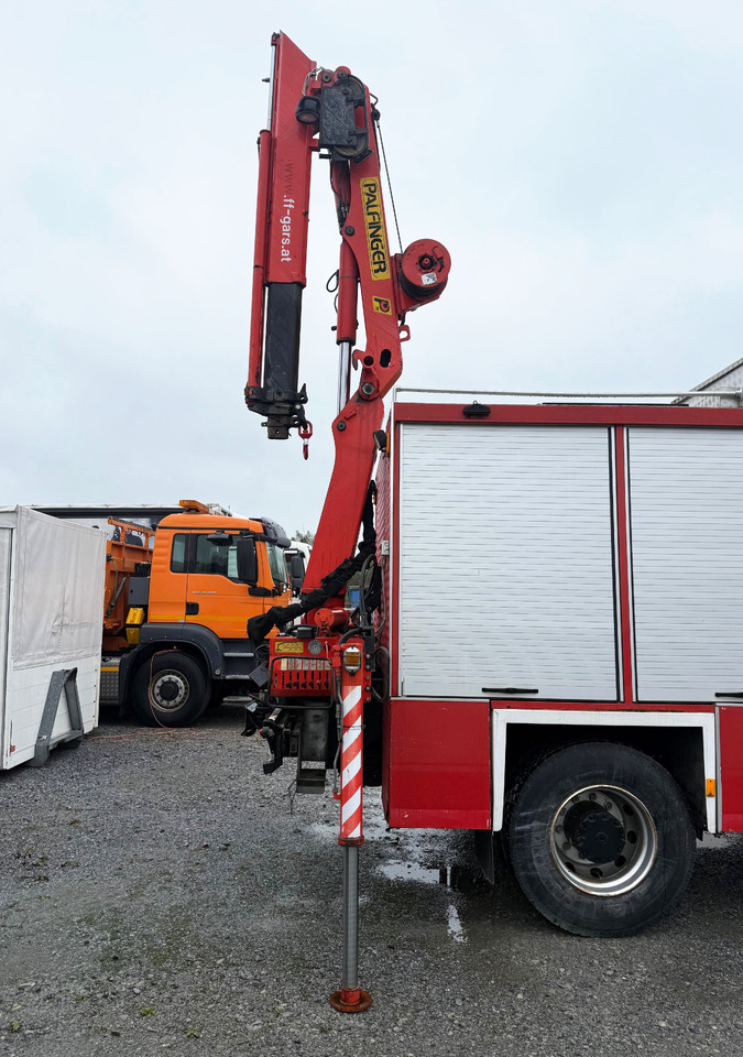 PALFINGER PK 7000 A crane with winch, Ladekran mit Seilwinde - Truck mounted crane: picture 4 PALFINGER PK 7000 A crane with winch, Ladekran mit Seilwinde - Truck mounted crane: picture 4