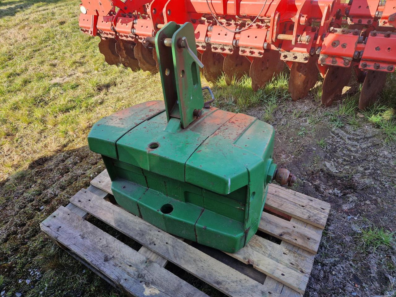 John Deere 900 kg - Attachment: picture 2 John Deere 900 kg - Attachment: picture 2