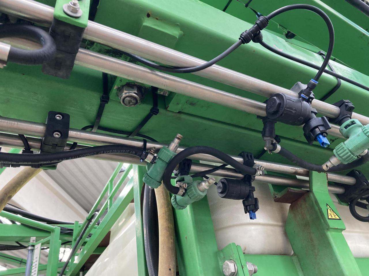 Trailed sprayer CHD F 5239 A: picture 9 Trailed sprayer CHD F 5239 A: picture 9