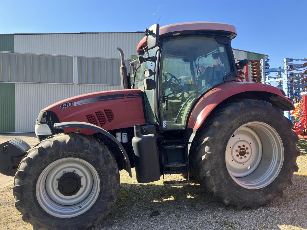 Case-IH Maxxum 140 MC Profi - Farm tractor: picture 1 Case-IH Maxxum 140 MC Profi - Farm tractor: picture 1